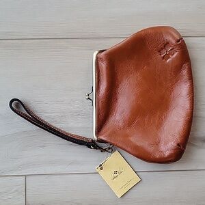 Patricia Nash Savena Wristlet Tan New